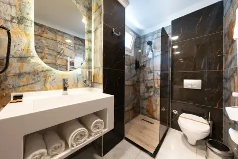 Room With Jacuzzi