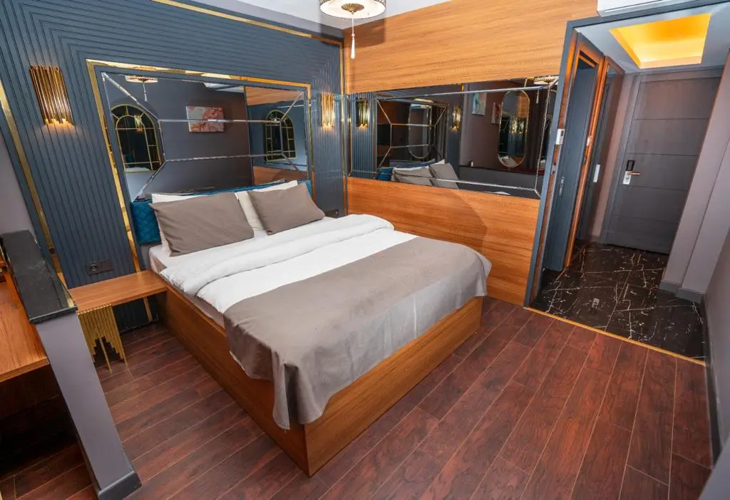 Premium Room